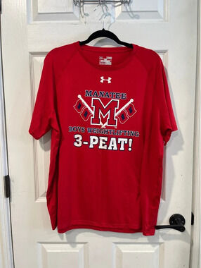 Mans Heat gear XL red T-shirt manatee